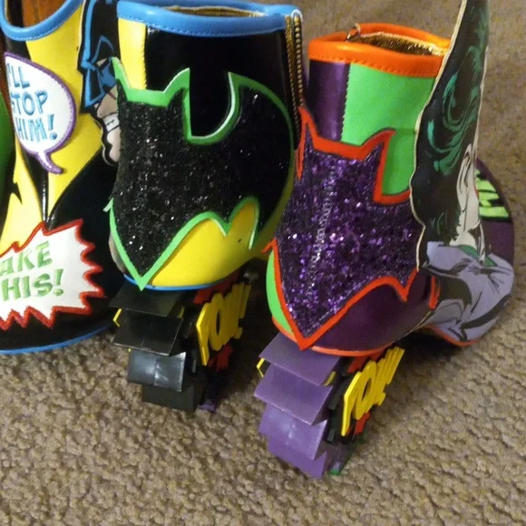 Batman and Joker Deadly Duo ankle boots, a size 10 & a size 11 - Picture 10 of 13